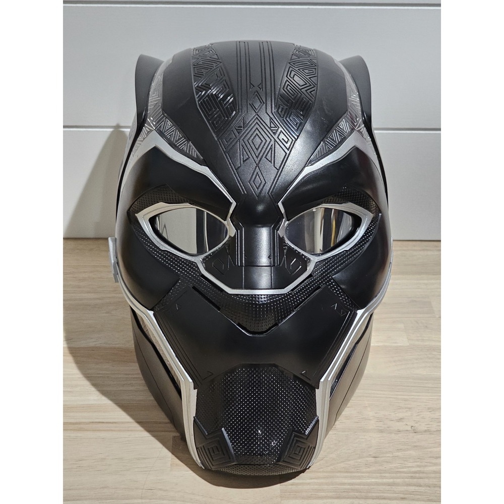 Marvel Legends Series Black Panther Electronic Role Play Helmet